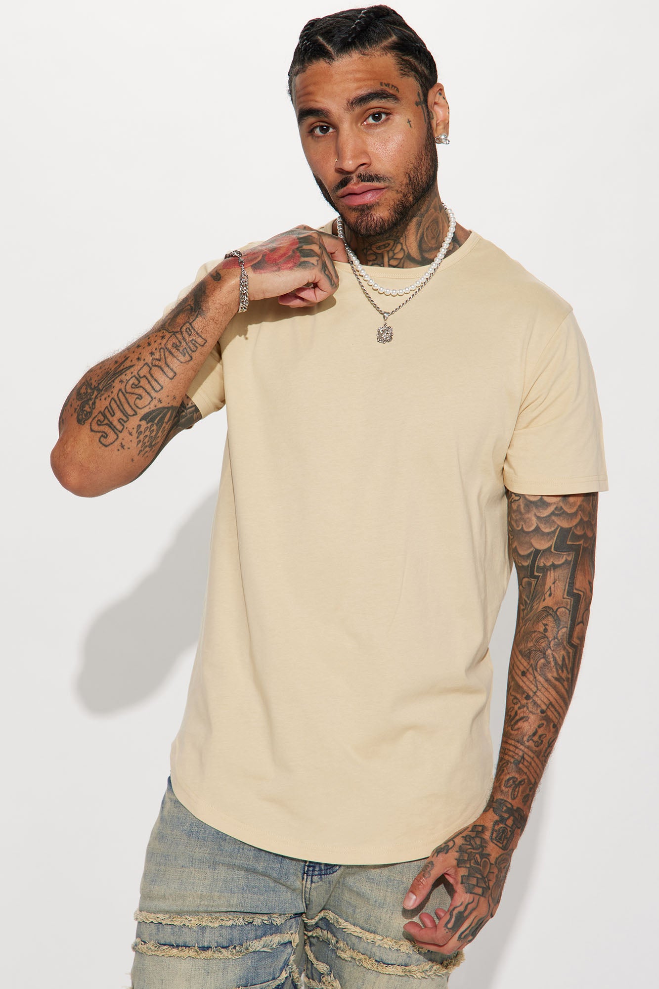 Essential Short Sleeve Scallop Crew Tee