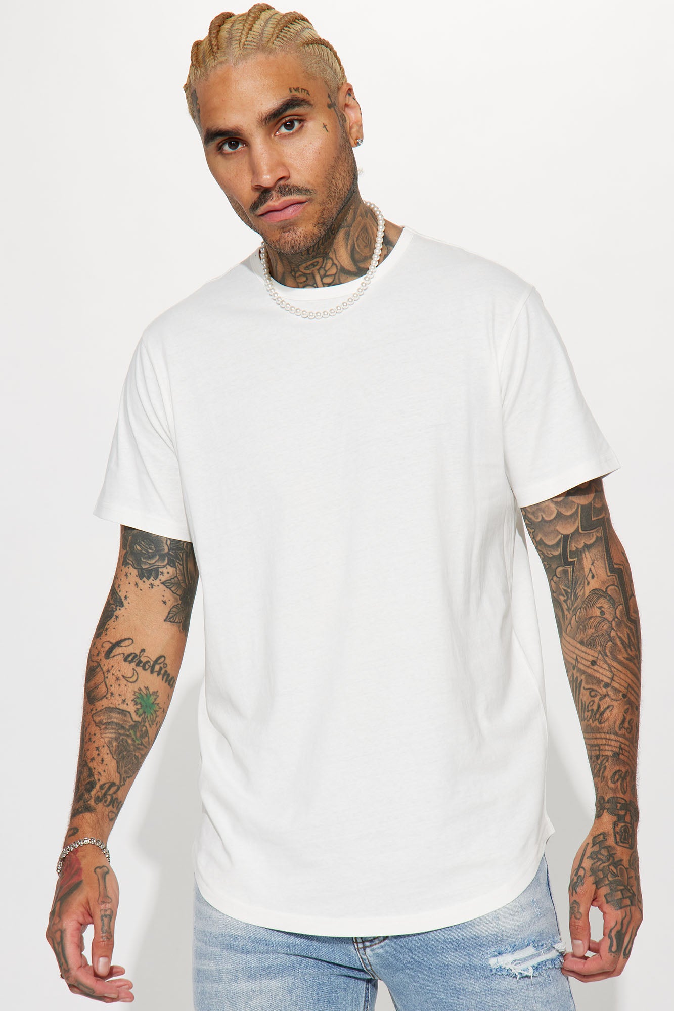 Essential Short Sleeve Scallop Crew Tee