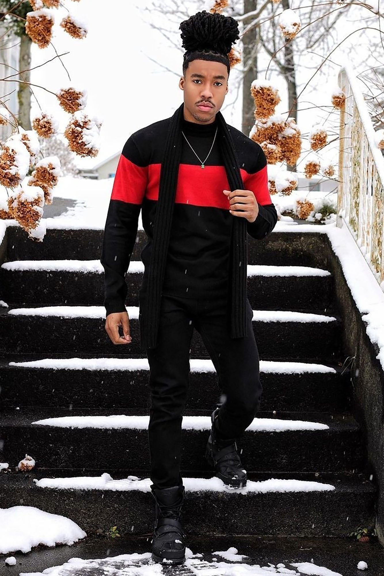 Rodrigo Sweater