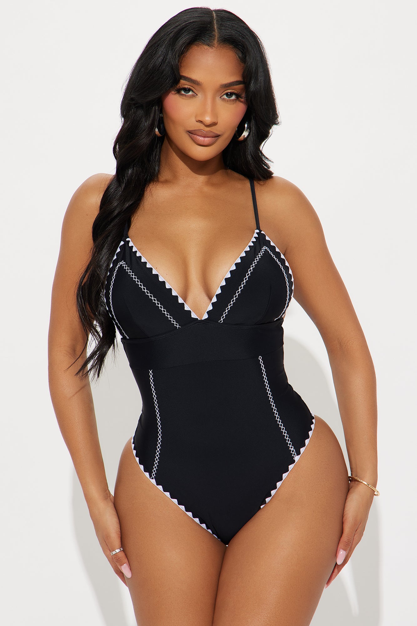 Summers On The Coast Contrast Threading 1 Piece Swimsuit
