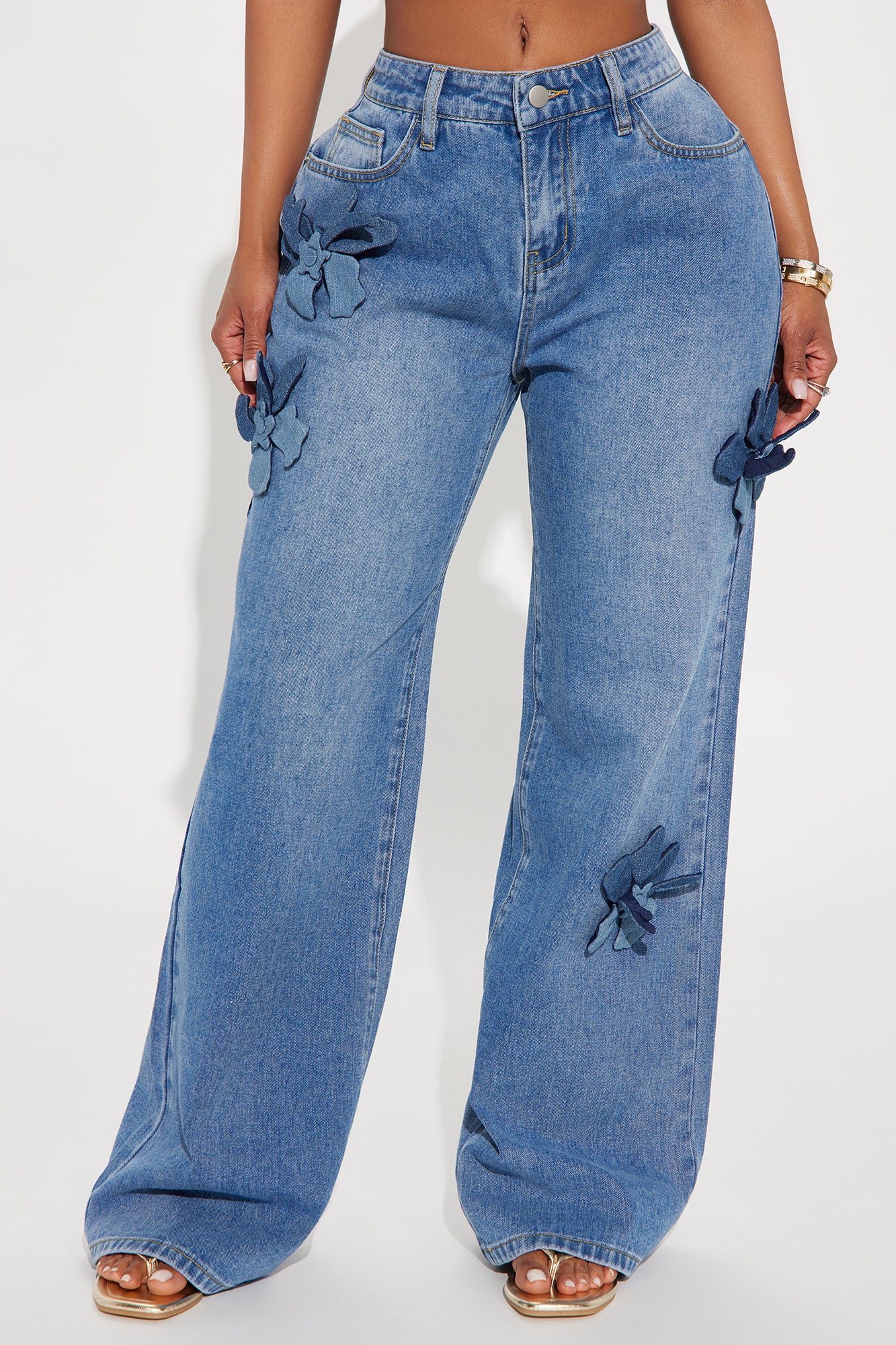 Floria Baggy Flower Applique Jeans