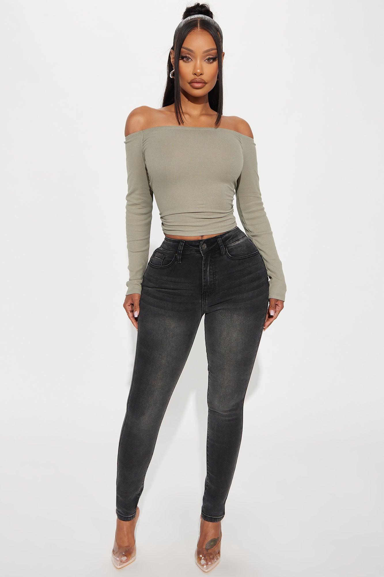 Beautiful Things Stretch Booty Lifting Skinny Jeans