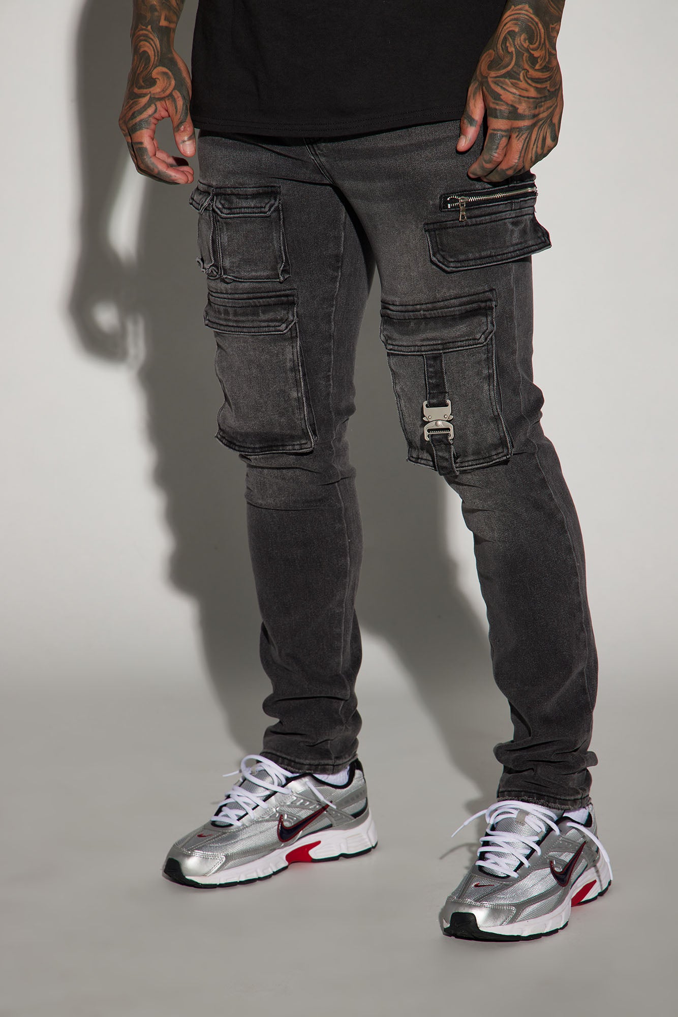 Cargo Pocket Slim Taper Jeans
