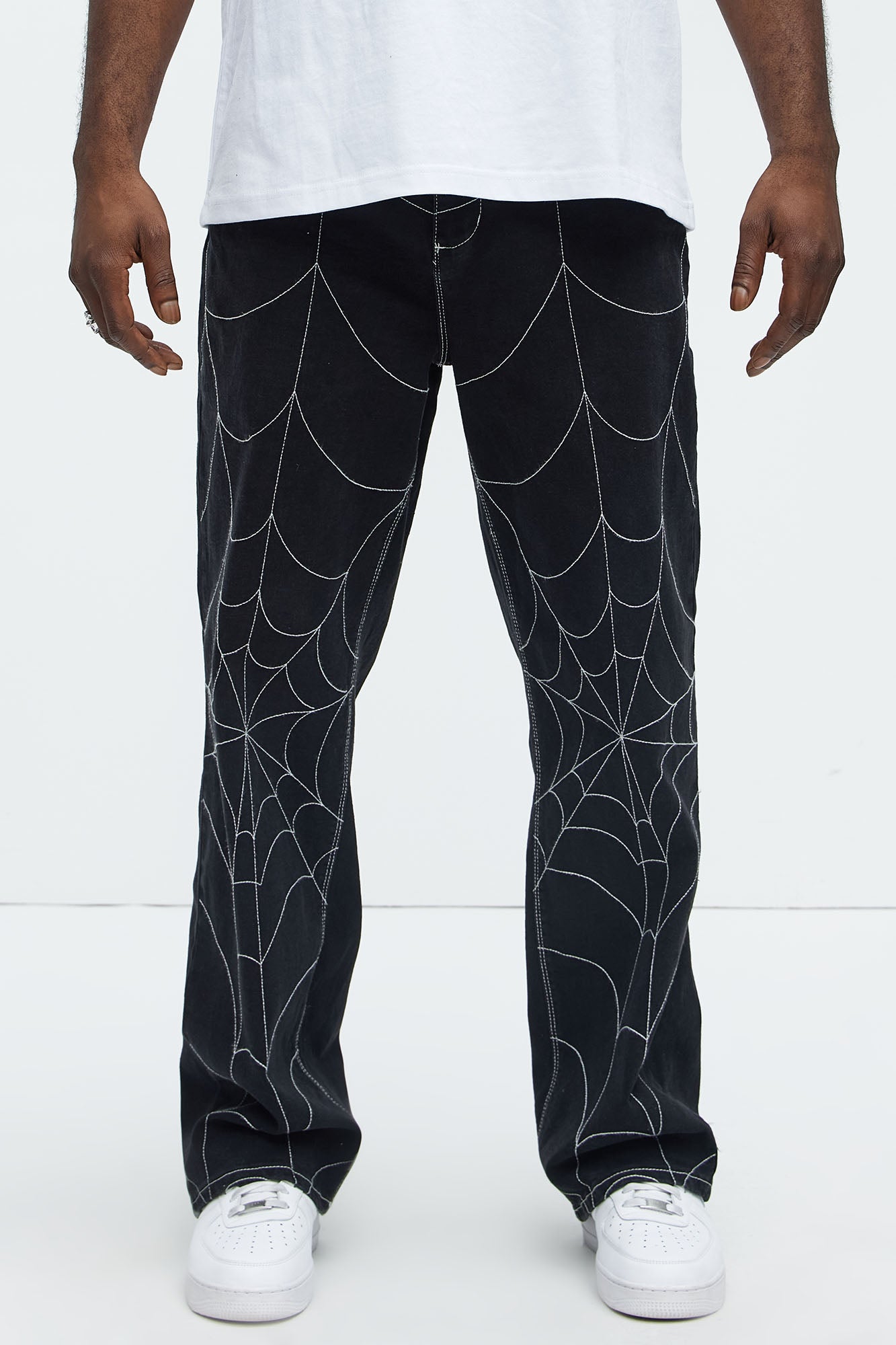 Straight Spider Web Embroidered Jeans