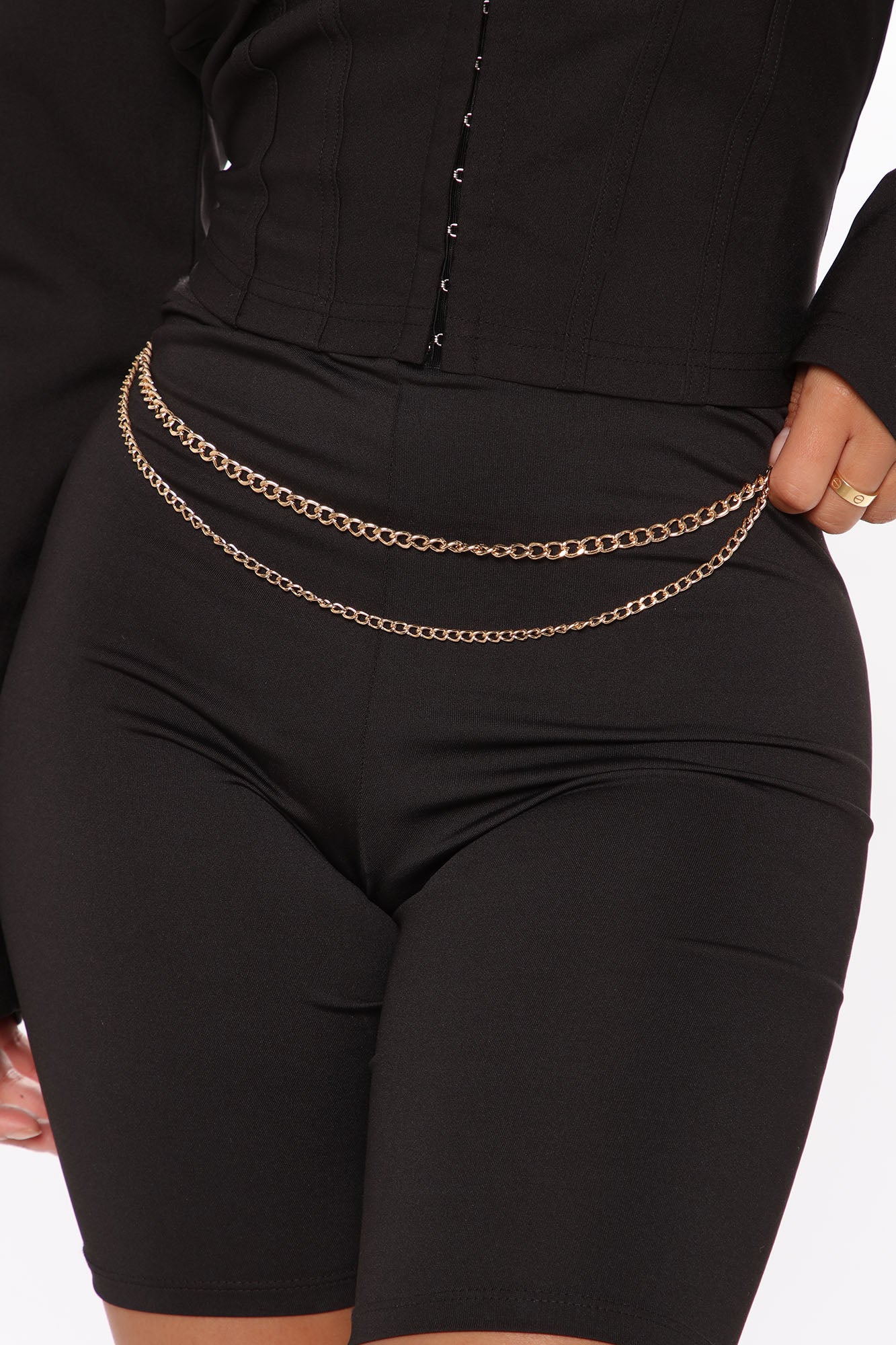 Essential Belt Chain