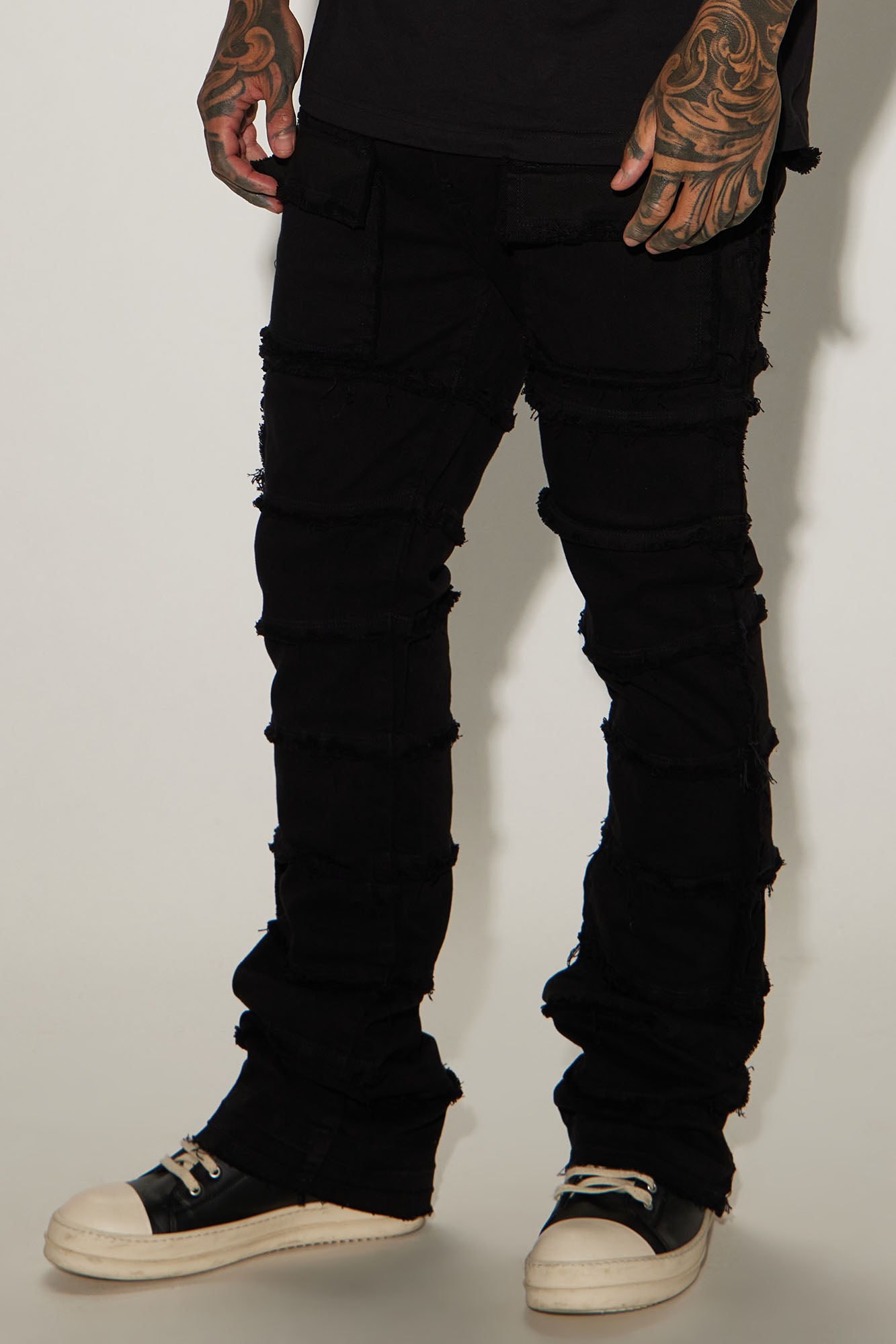 Square Pockets Fray Stacked Skinny Flare Pants