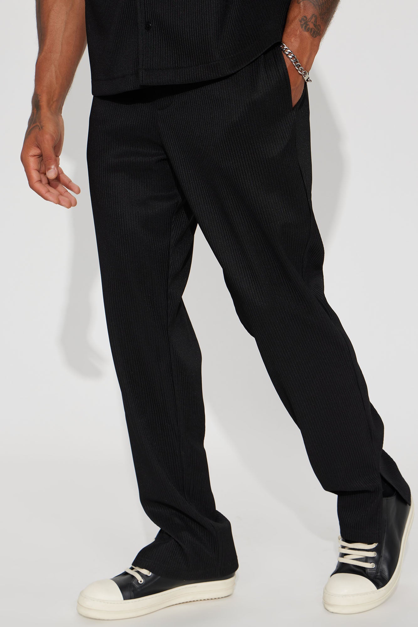 Show Up Slim Slit Pants