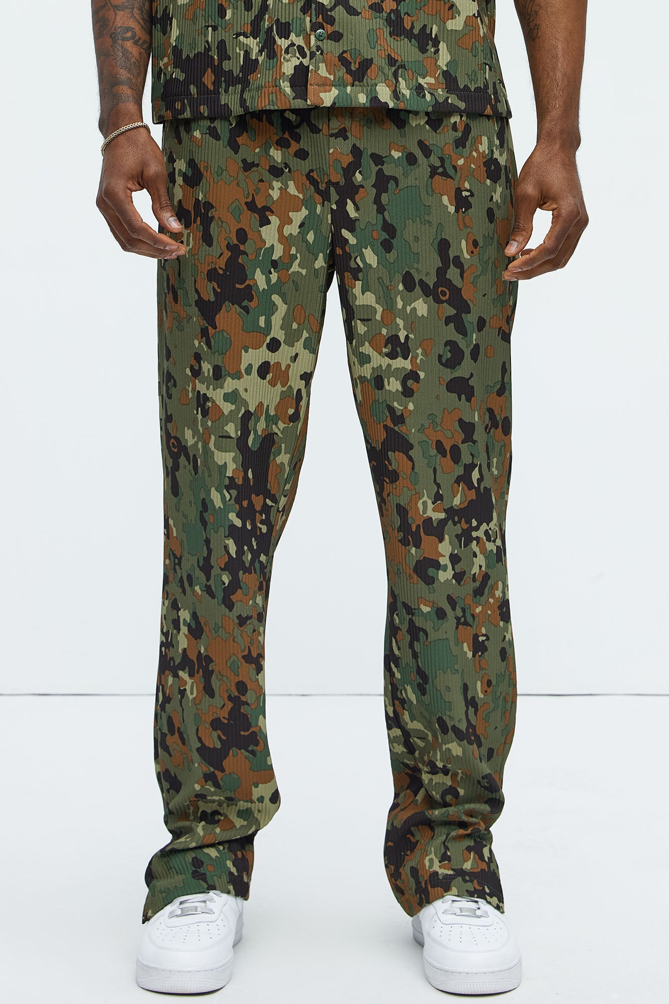 Show Up Slim Slit Pants
