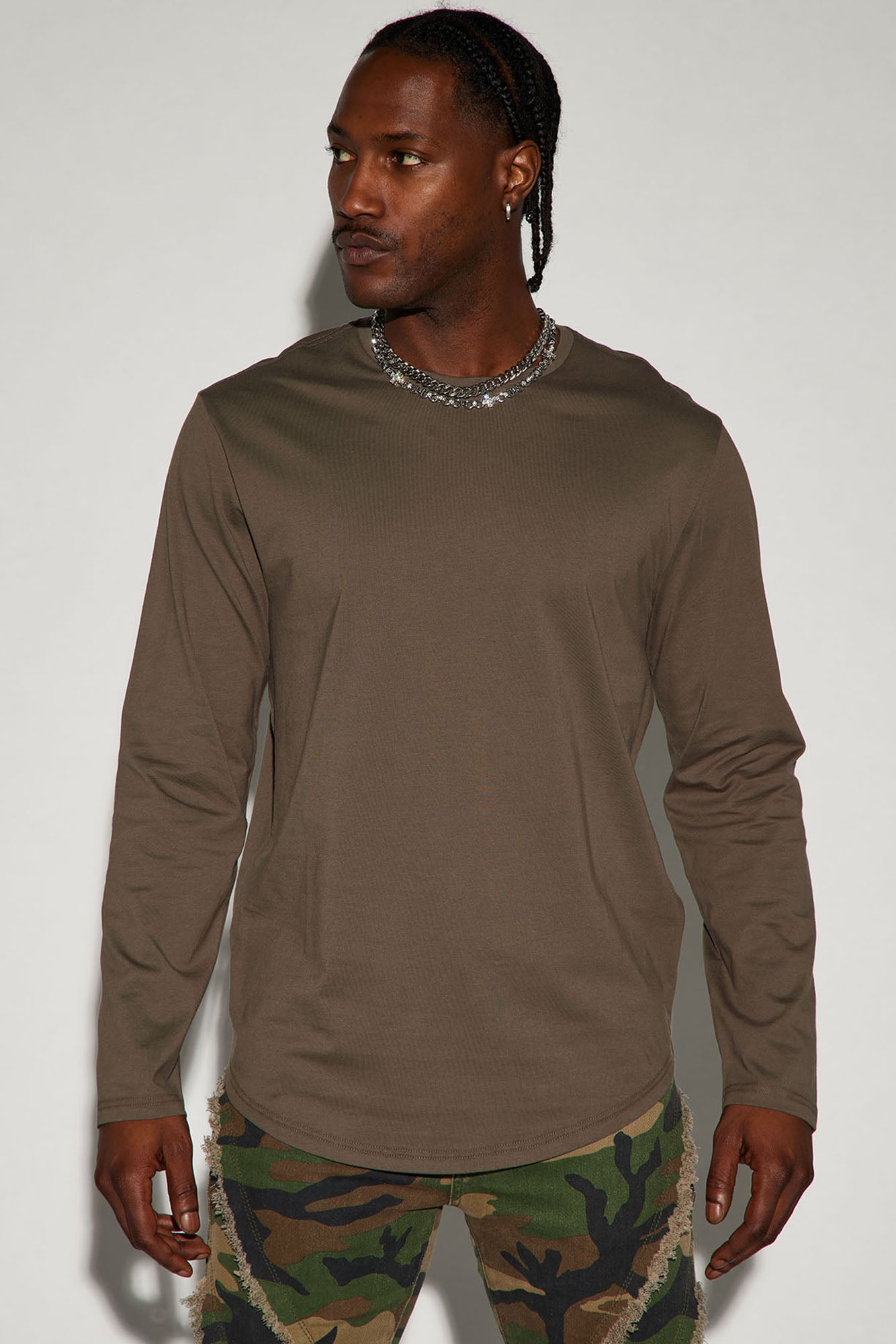Essential Long Sleeve Scallop Tee