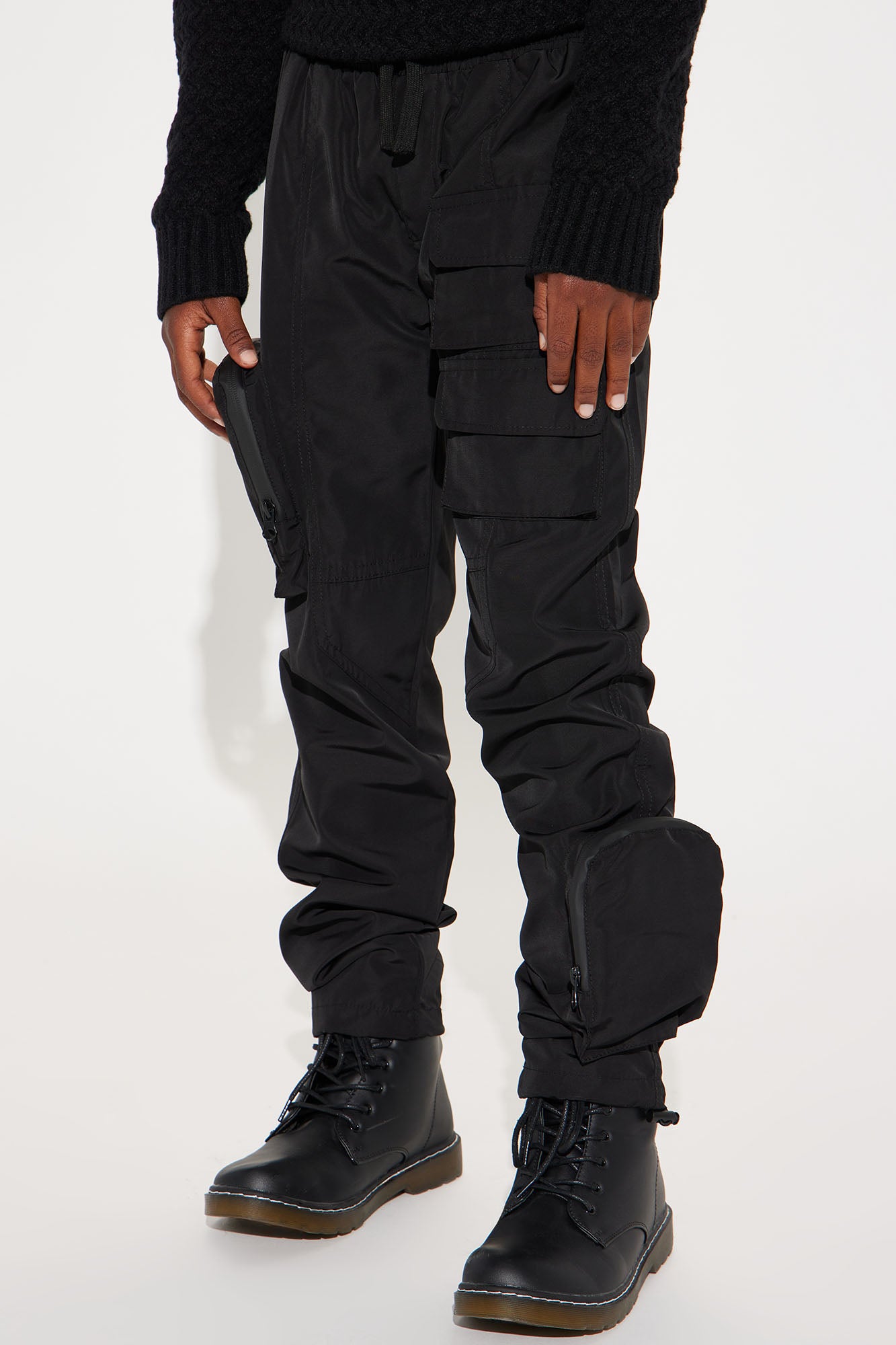 Mini Pockets Always Full Nylon Pant