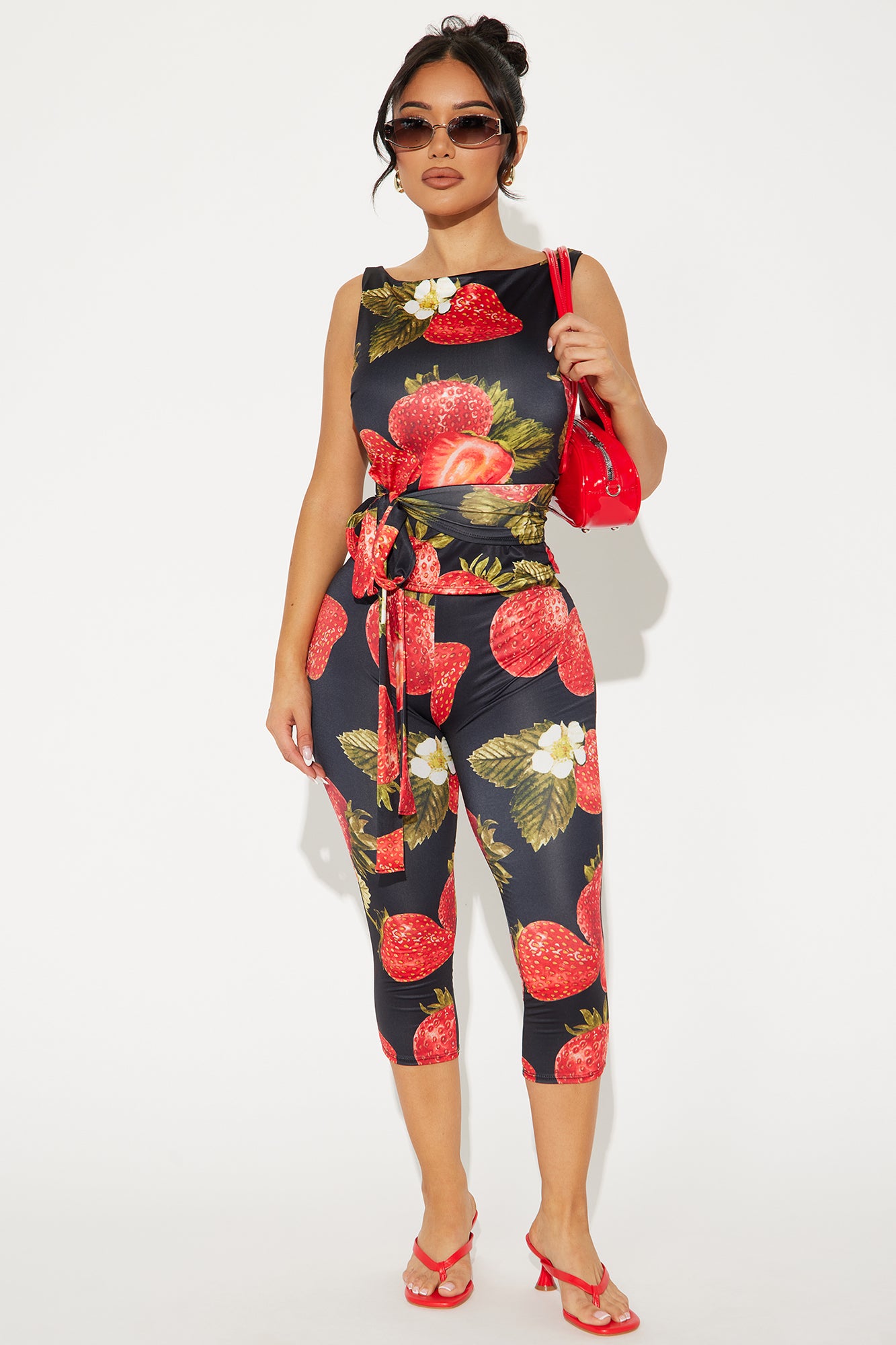 Berry Berry Hot Capri Set