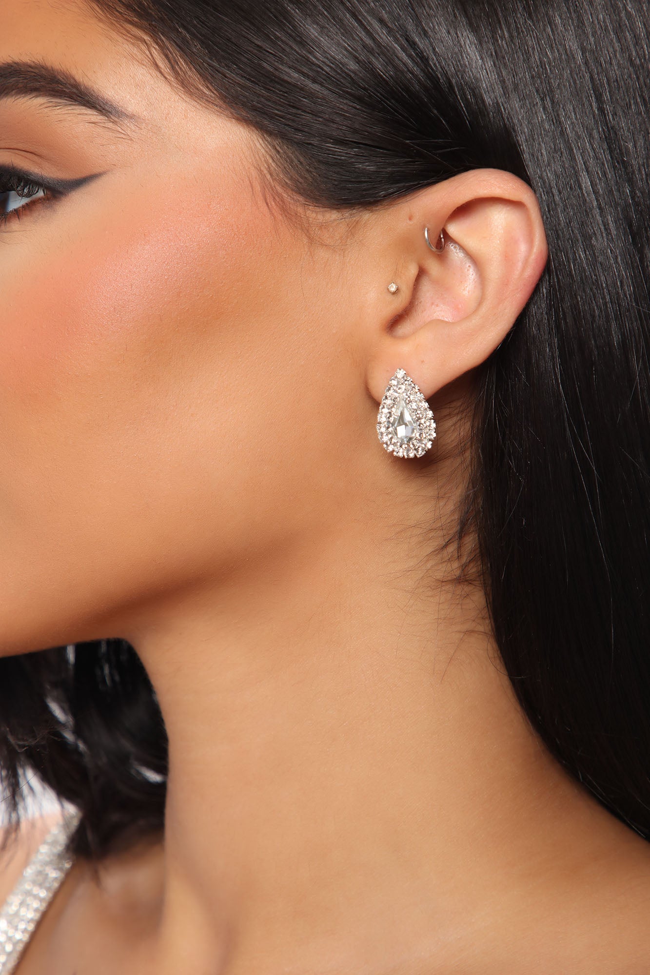 Tear Drop Rhinestone Earrings