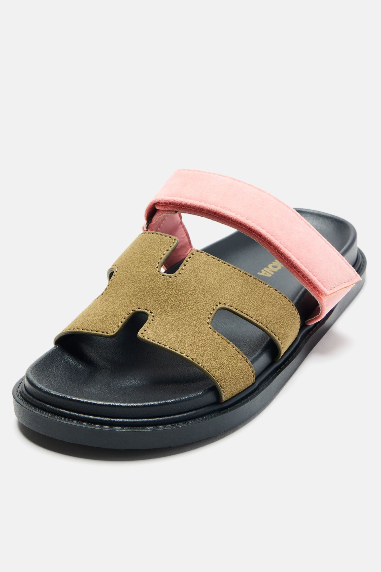Agnes Flat Sandals