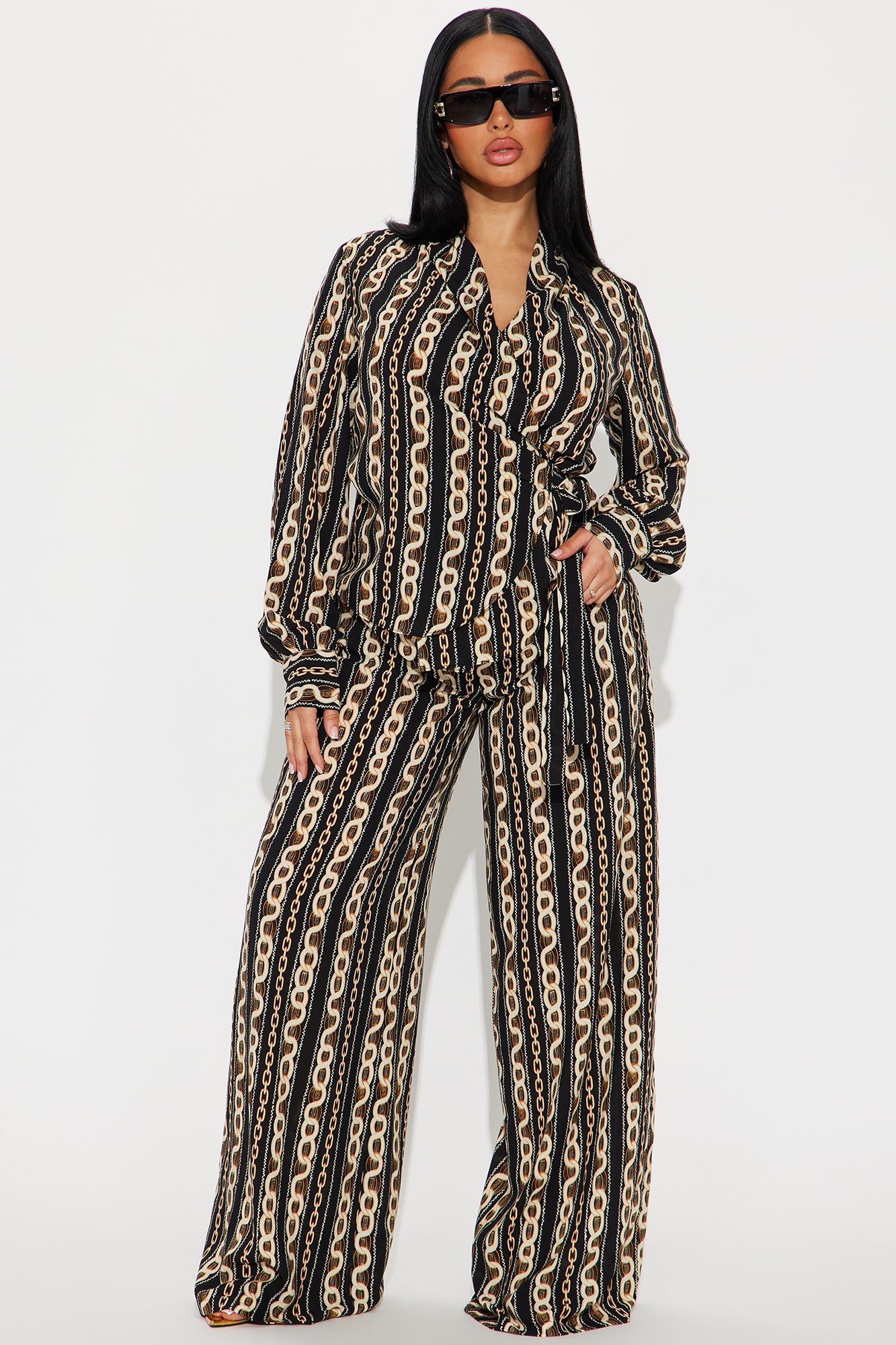 Status Icon Pant Set