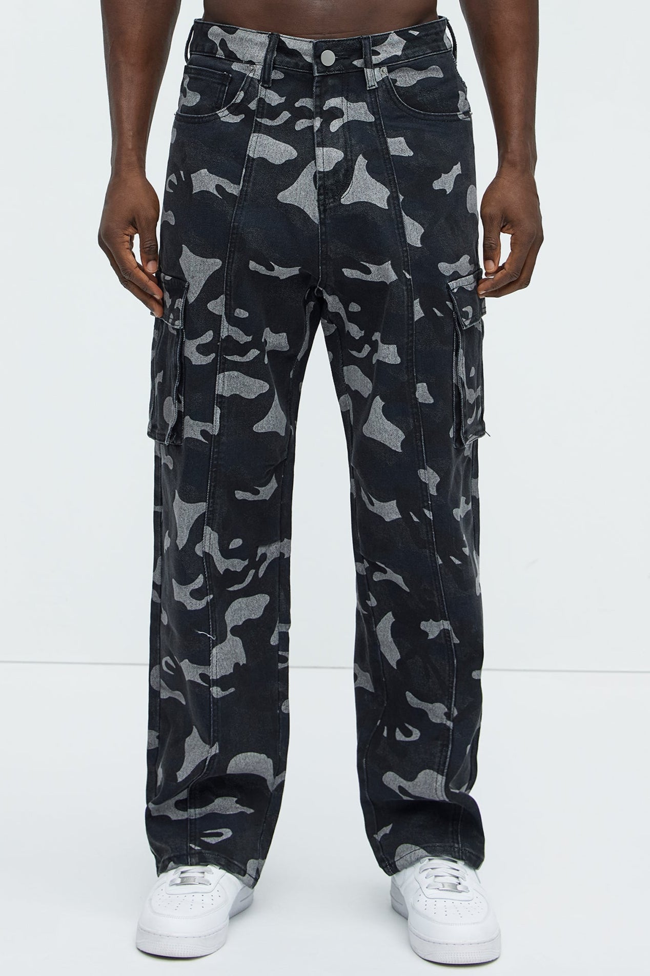 Cargo Camo Baggy Jeans