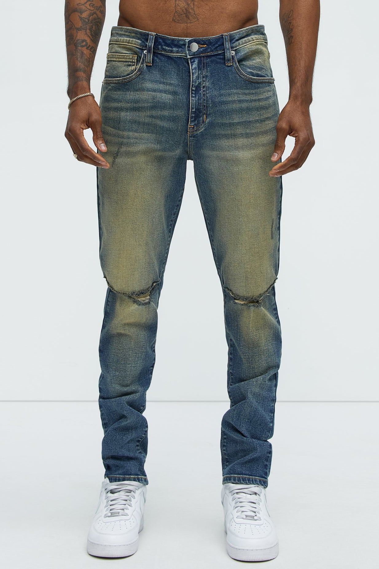 Straight Forward Ripped Skinny Jeans