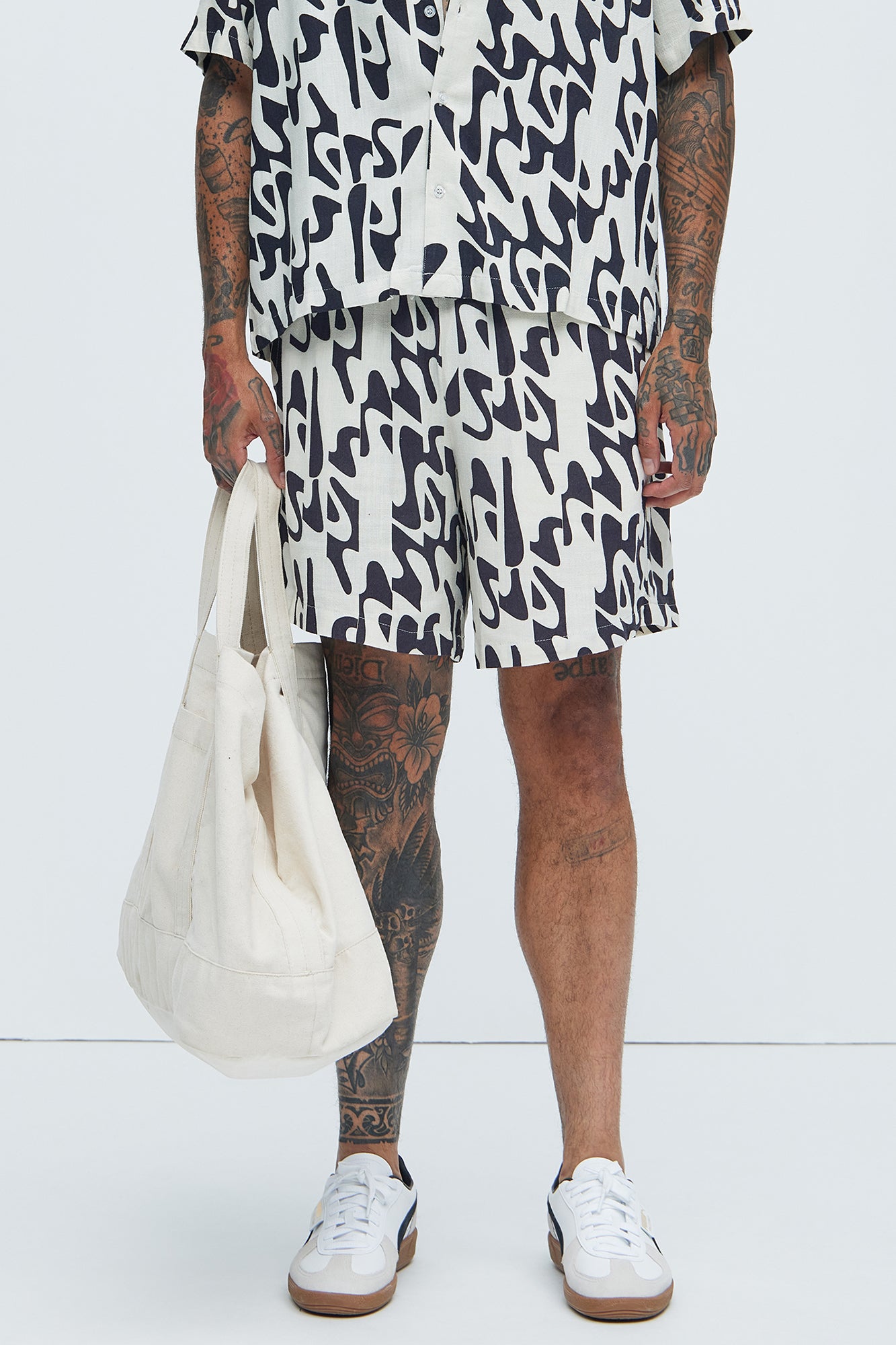 Macullar Linen Warm Up Shorts