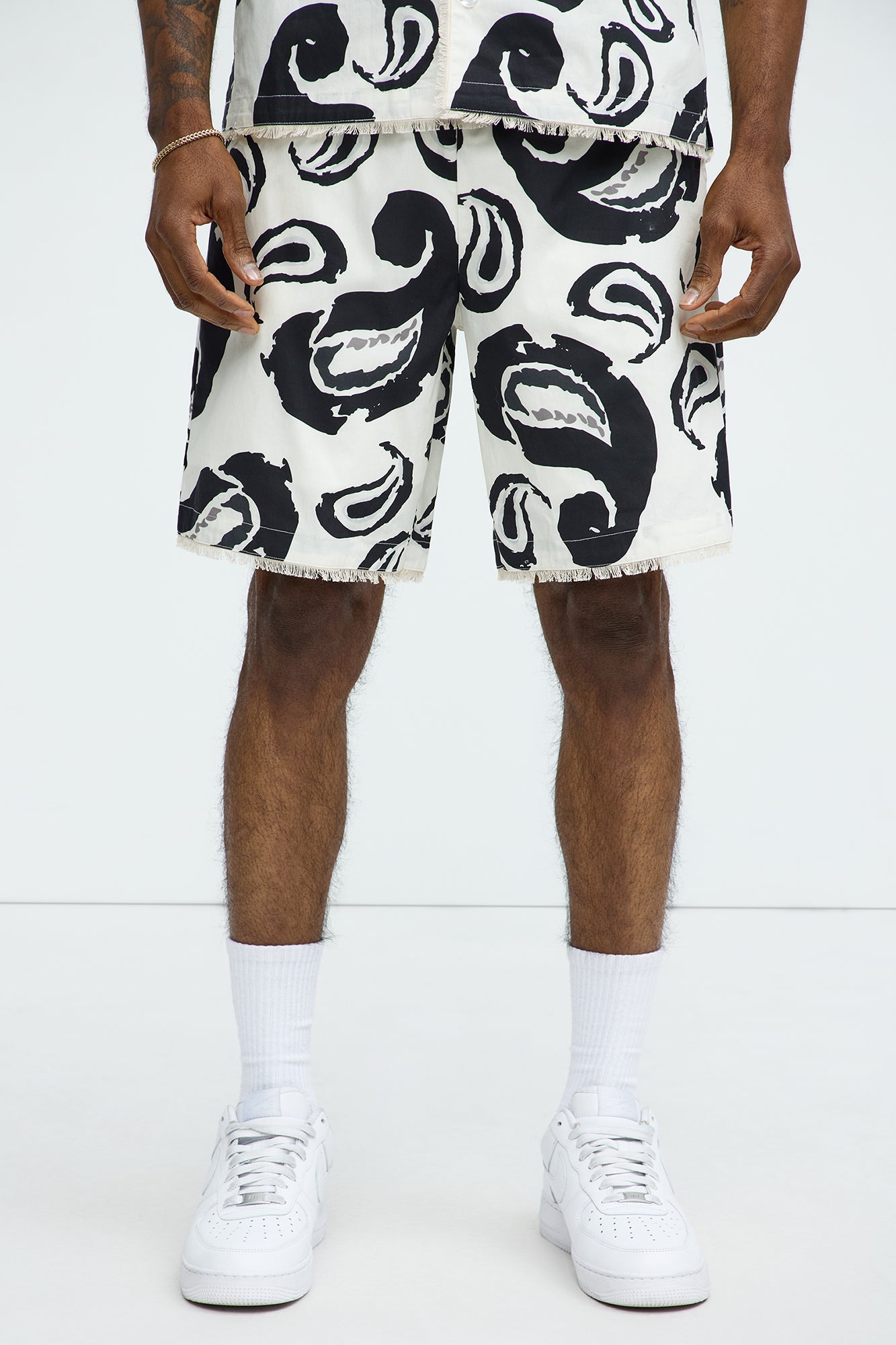 Paisley Print Frayed Shorts