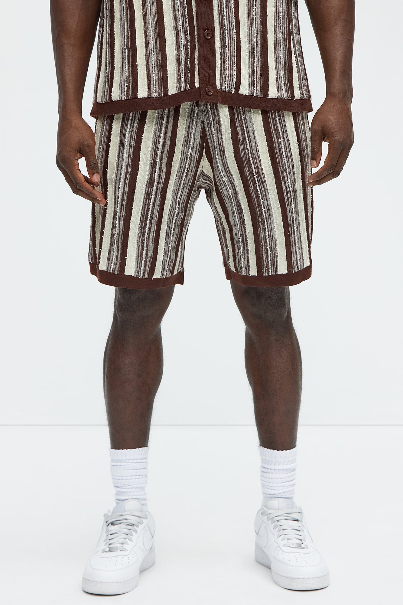 Textured Stripes Knitted Shorts