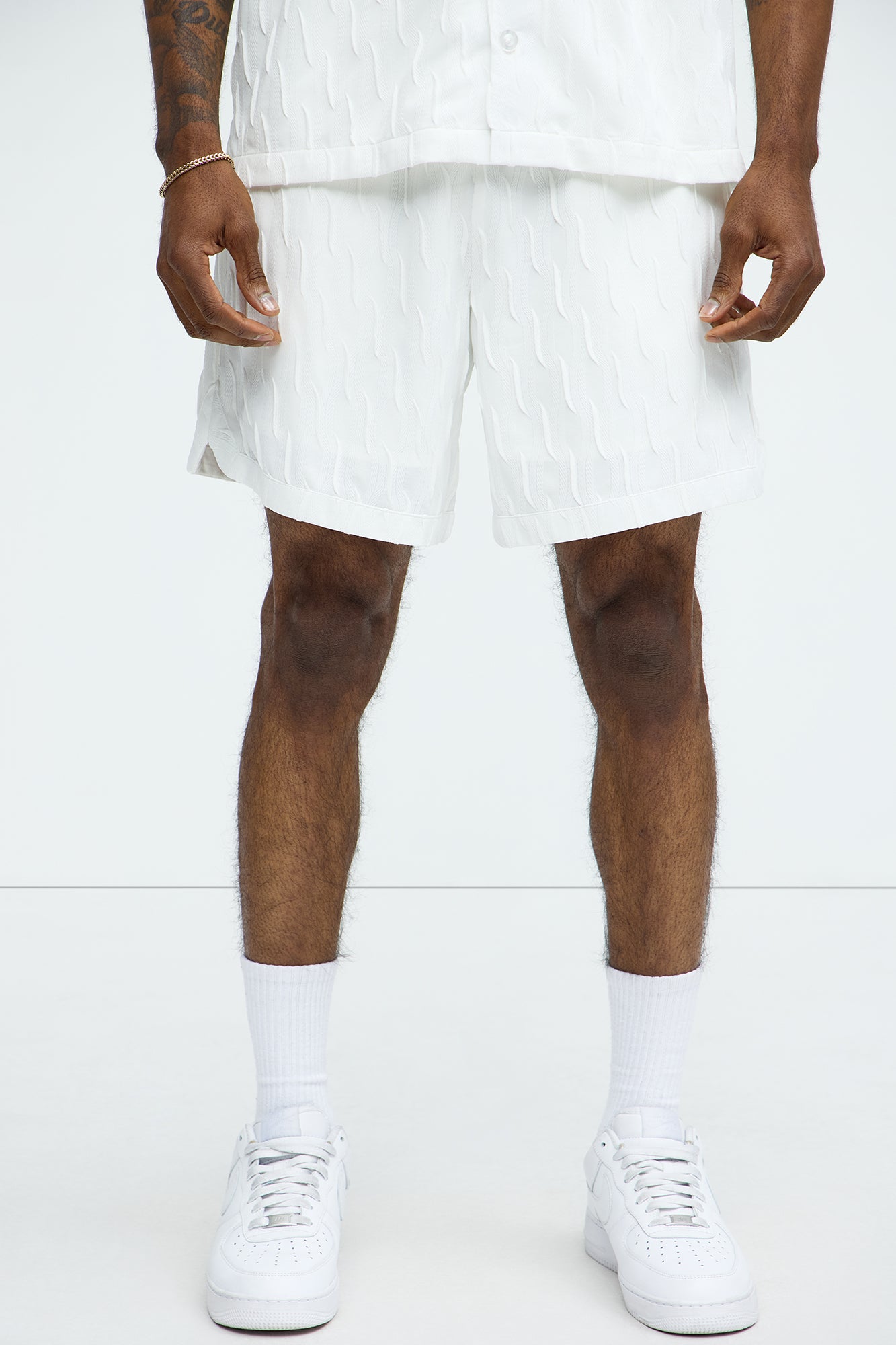 Chain Wave Textured Shorts