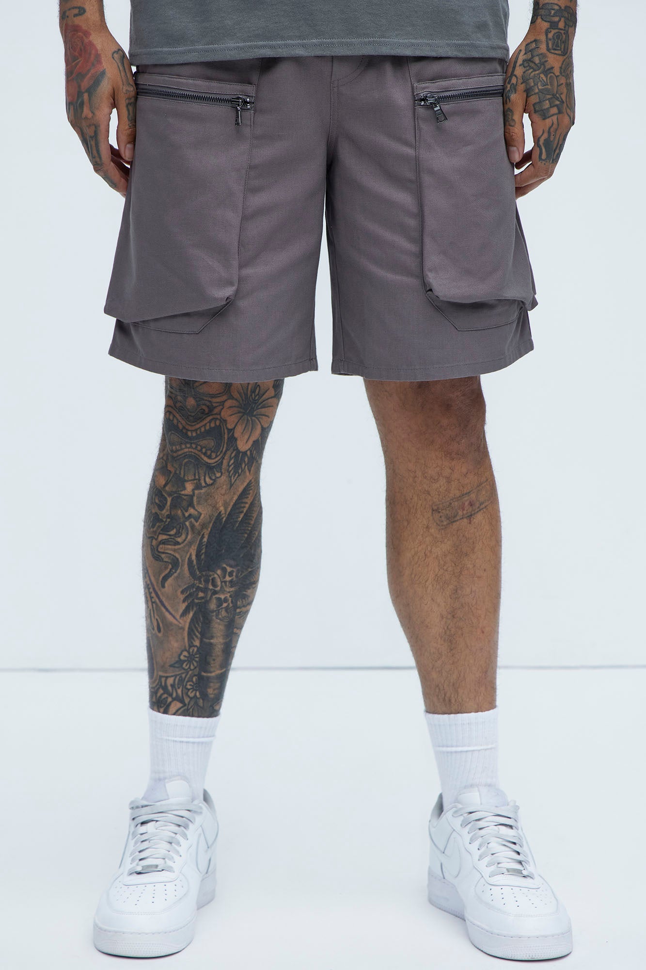 Stacked Cargo Pockets Relaxed Shorts