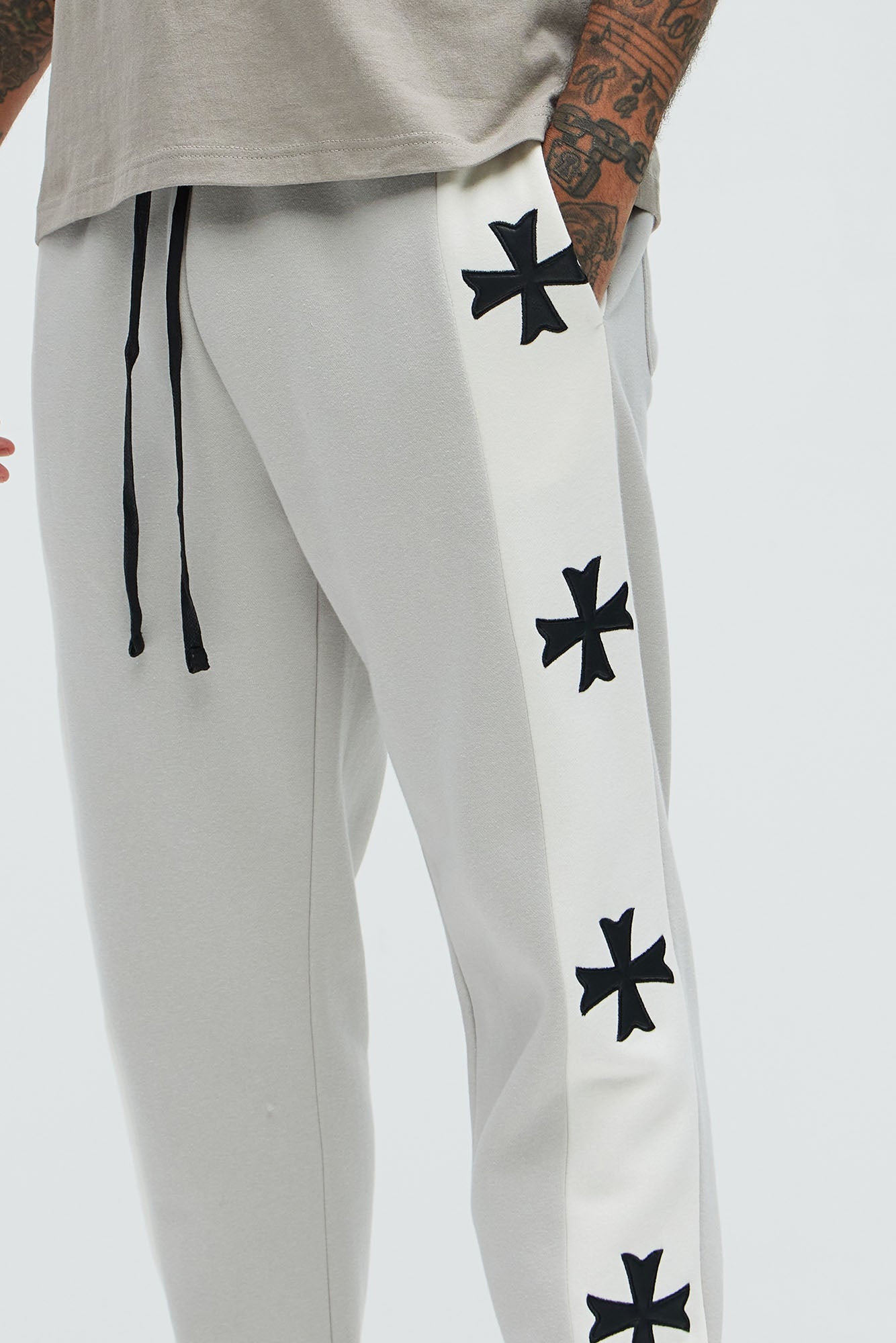 Desmond Straight Sweatpants