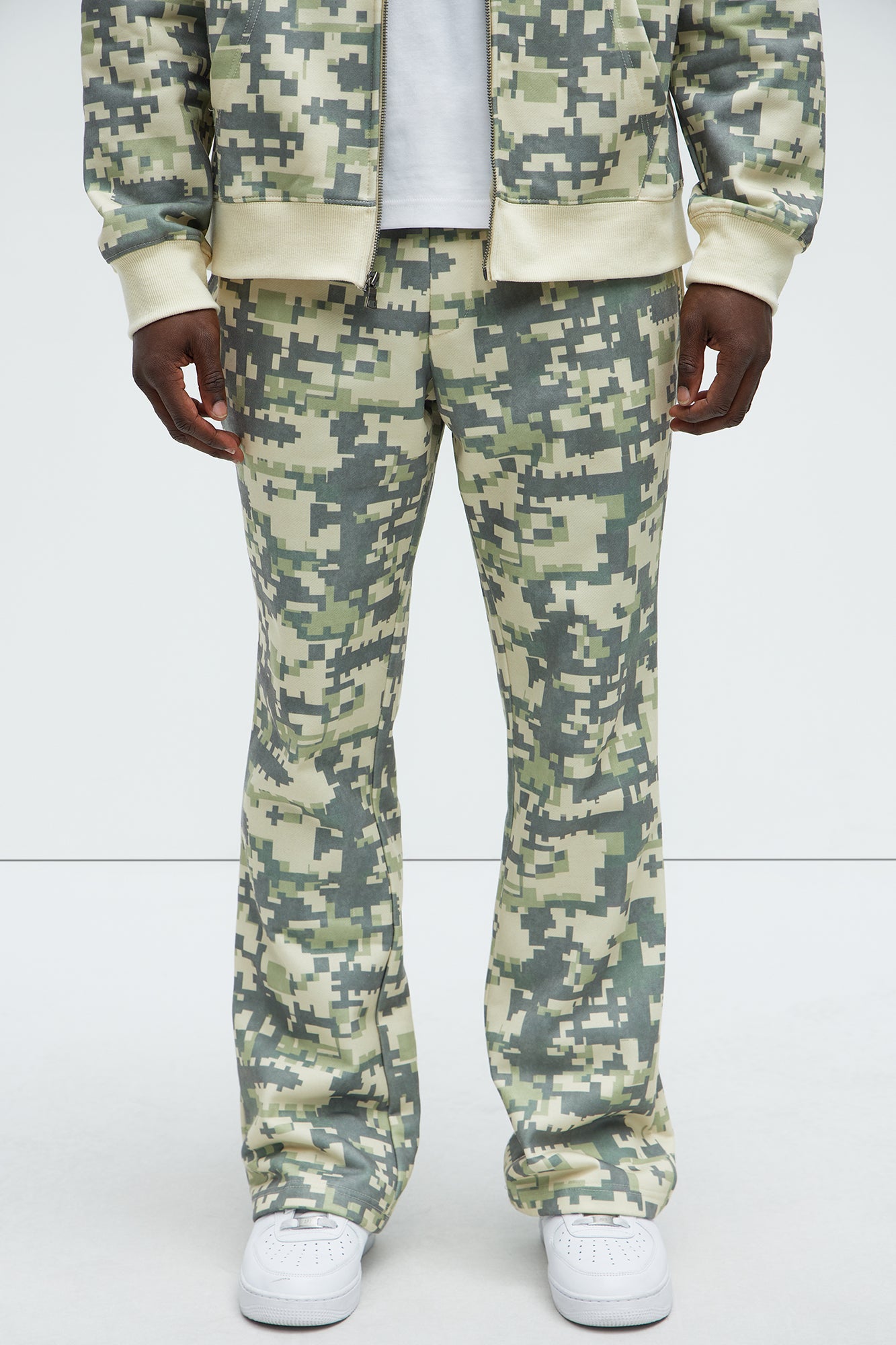 Digi Camo Skinny Flare Sweatpants