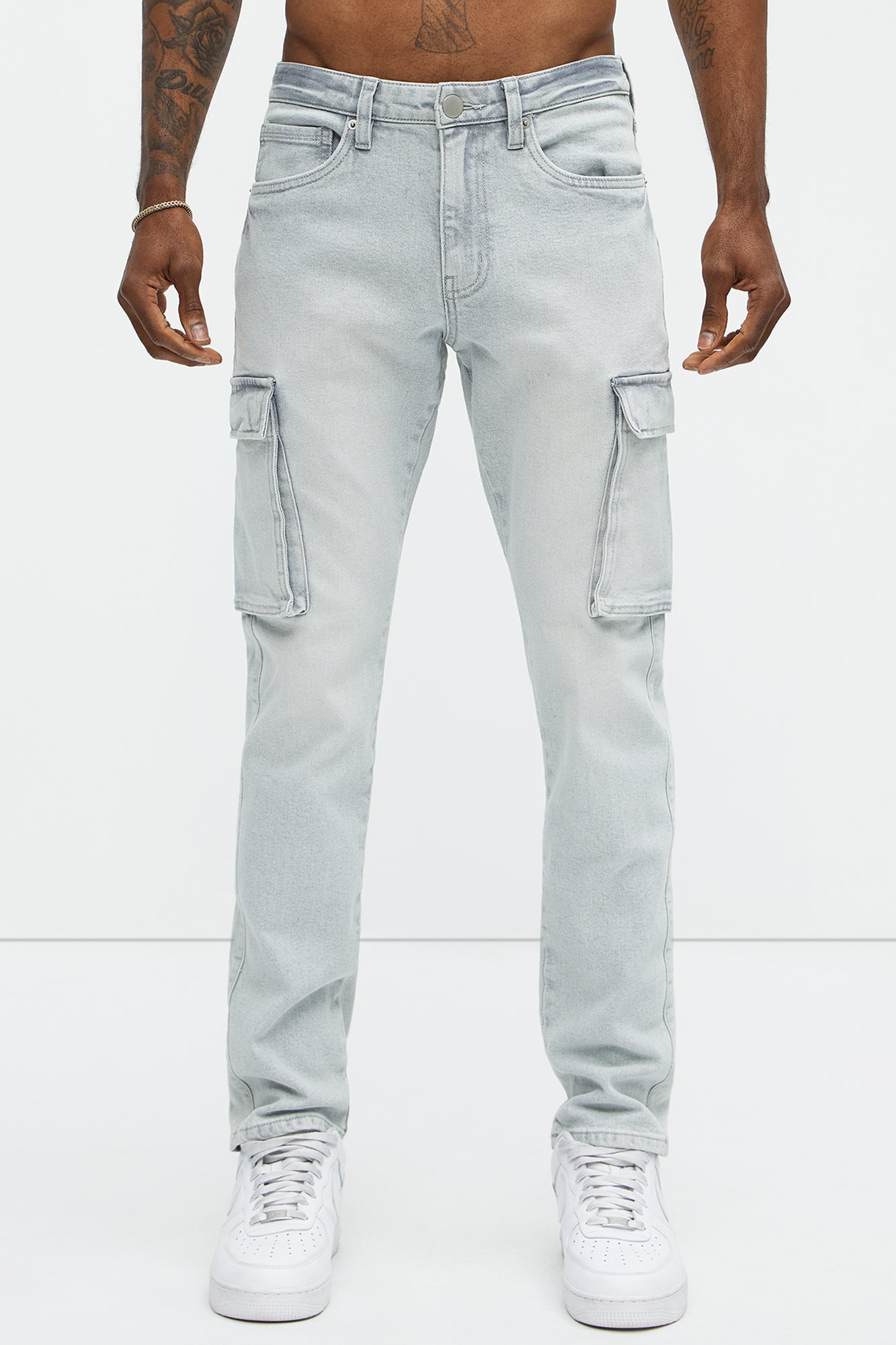 Classic Slim Cargo Jeans
