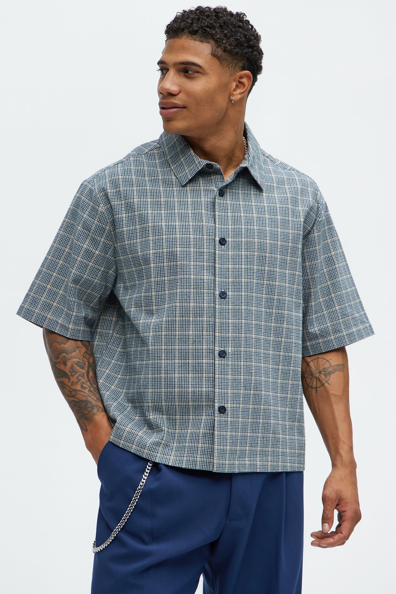 Cropped Houndstooth Plaid Button Up Shirt