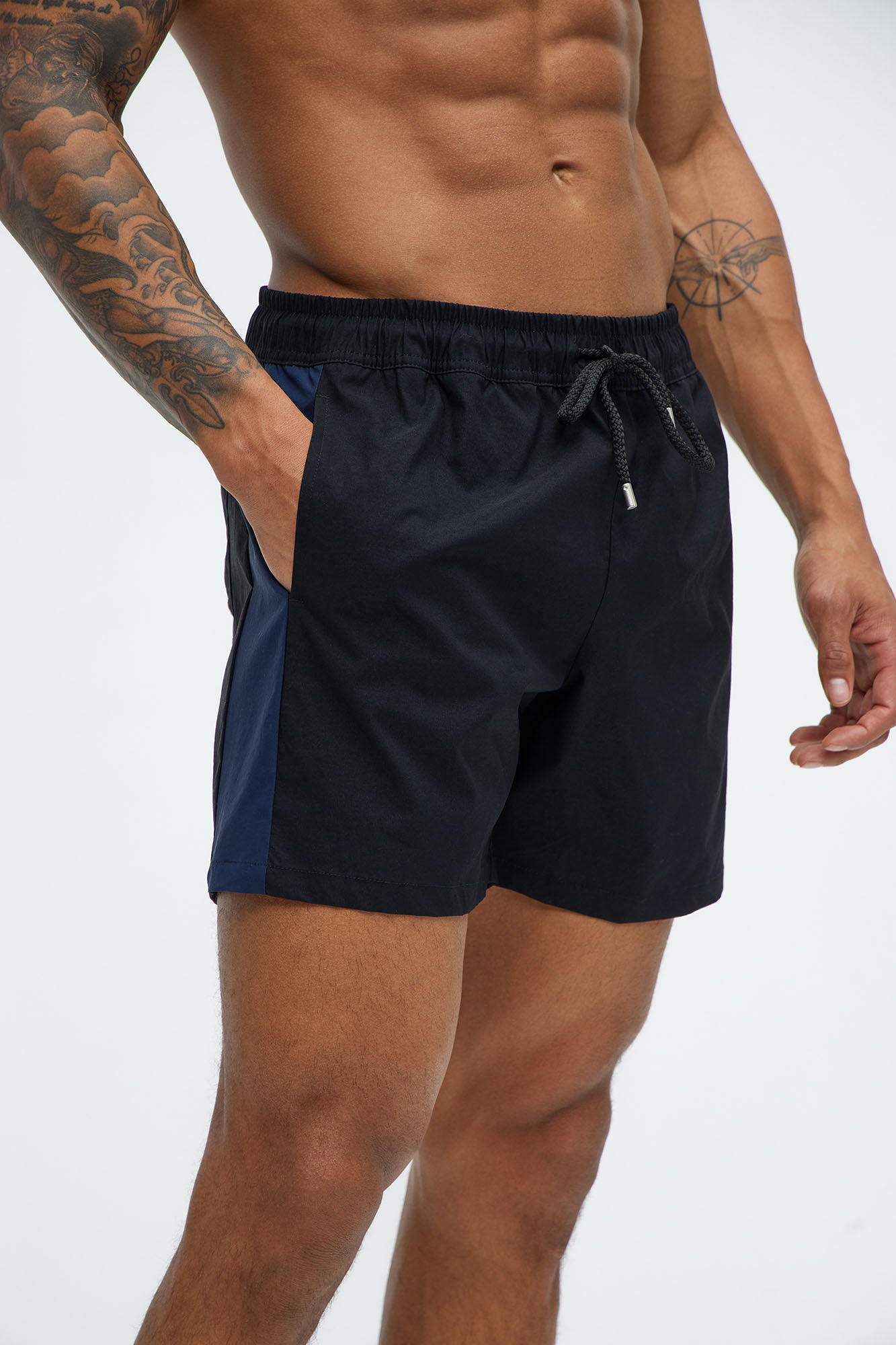 Contrast On The Side Swim Mid Trunk