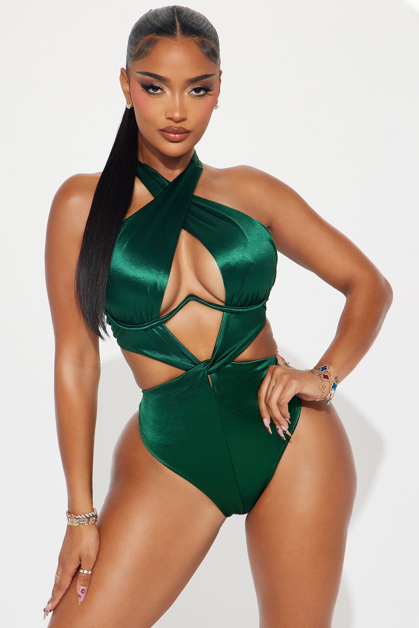 Kailen Underwire Twist 1 Piece Swimsuit