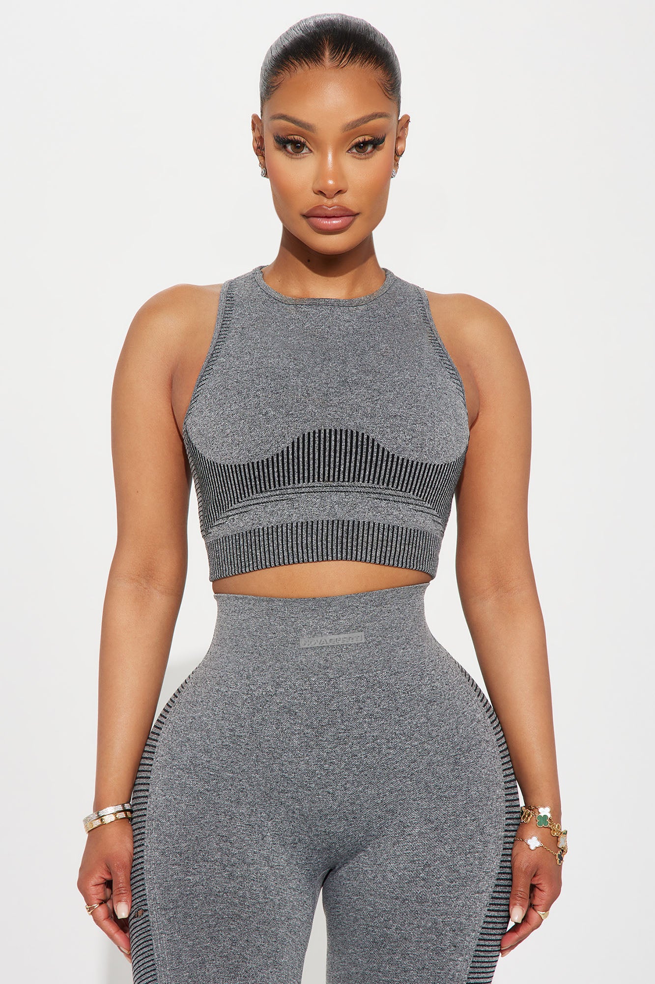 Pump Infinity Seamless Shaping Sports Bra