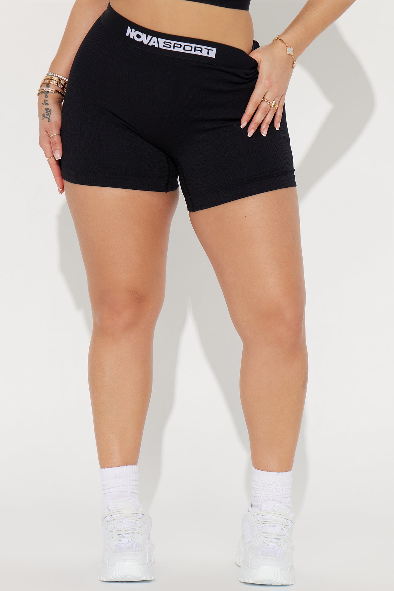 Nova Sport Effortless Seamless Active Short