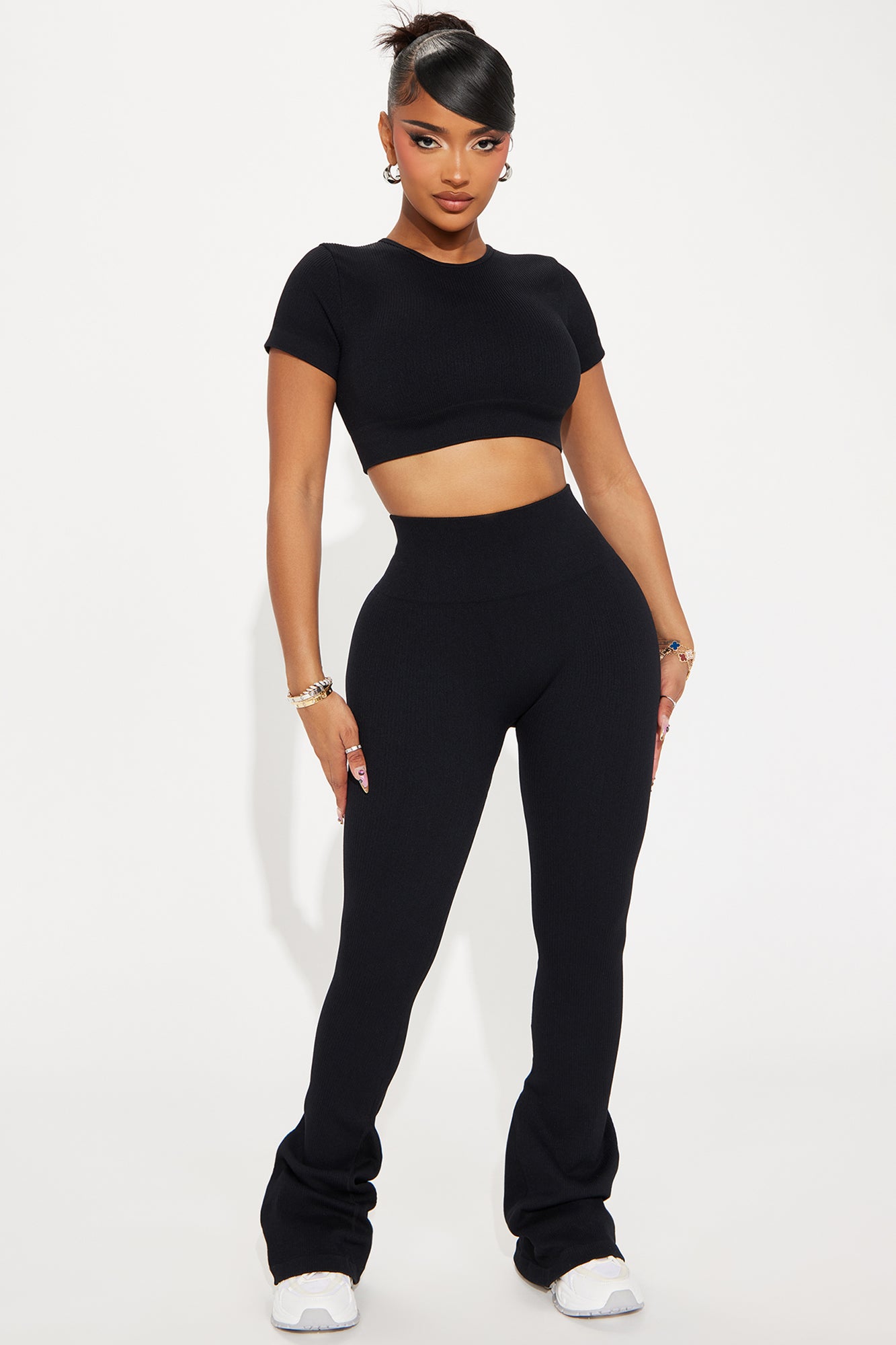 Body Goals Effortless Seamless Active Set